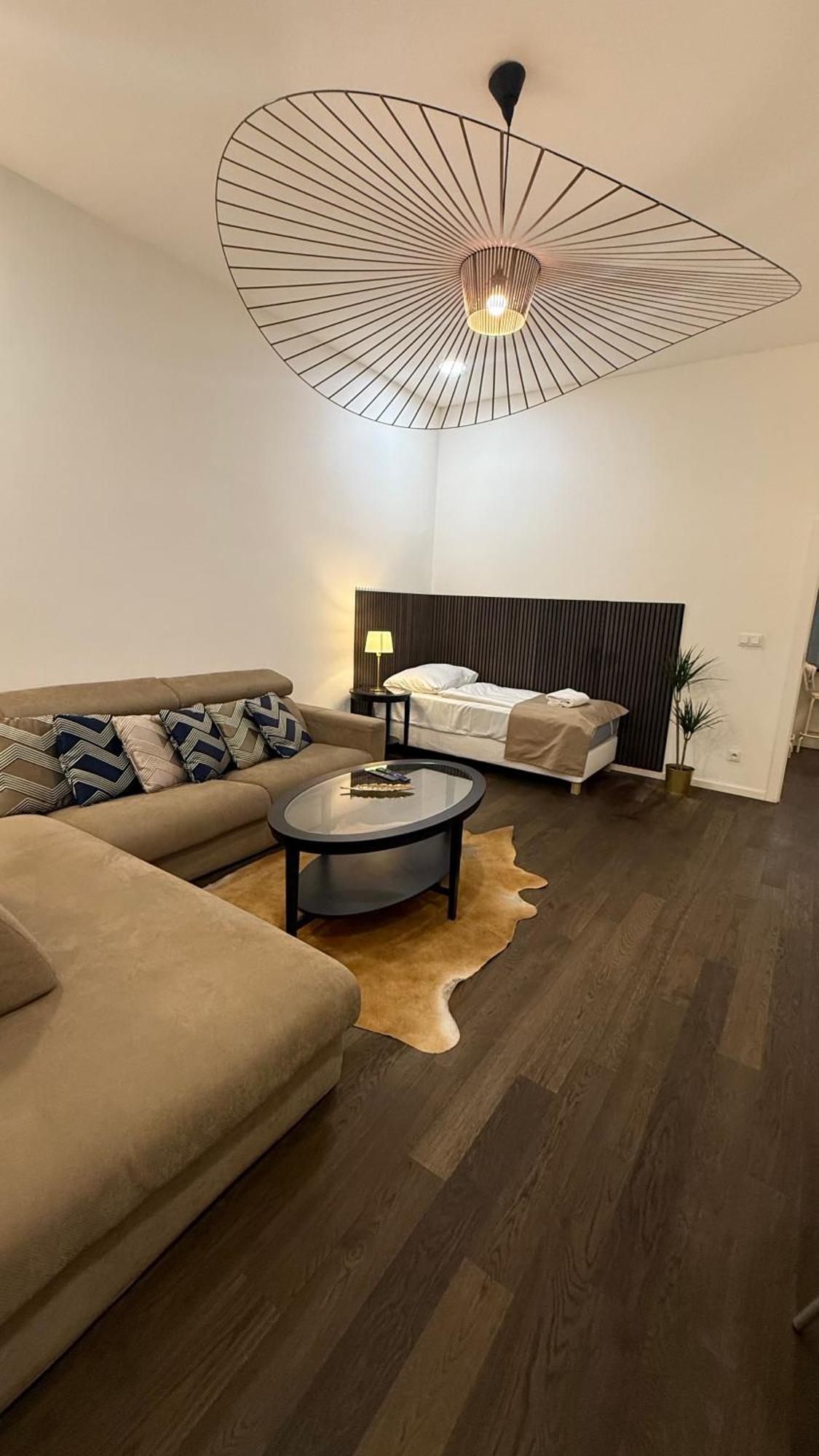 Luxury Modern Designed Oldtown Apartment ปราก ภายนอก รูปภาพ