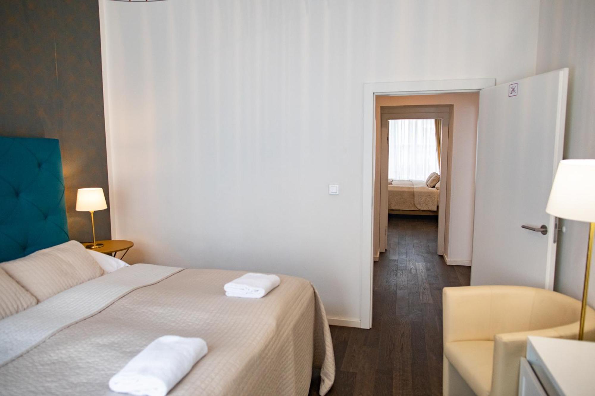 Luxury Modern Designed Oldtown Apartment ปราก ภายนอก รูปภาพ