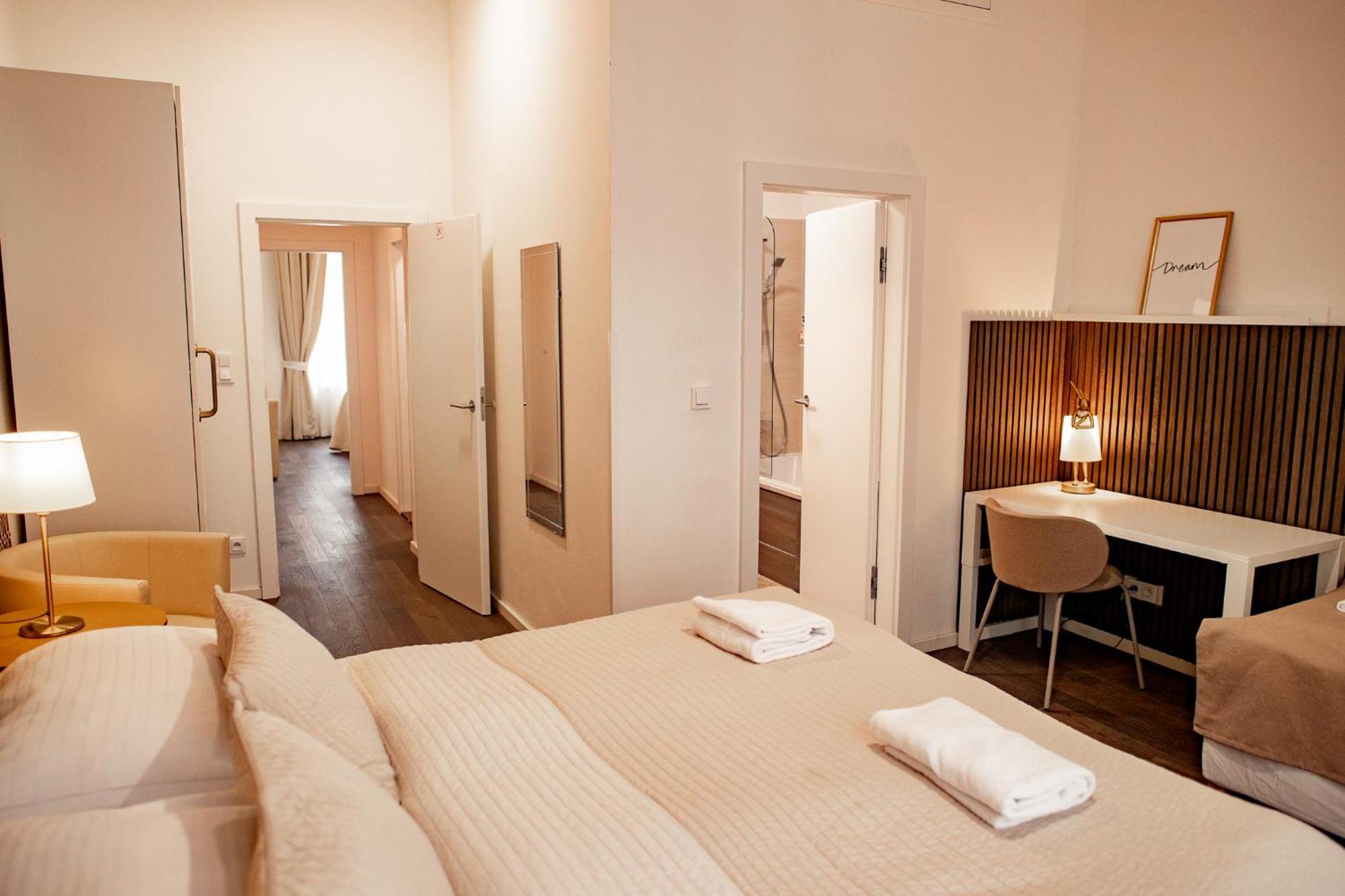 Luxury Modern Designed Oldtown Apartment ปราก ภายนอก รูปภาพ
