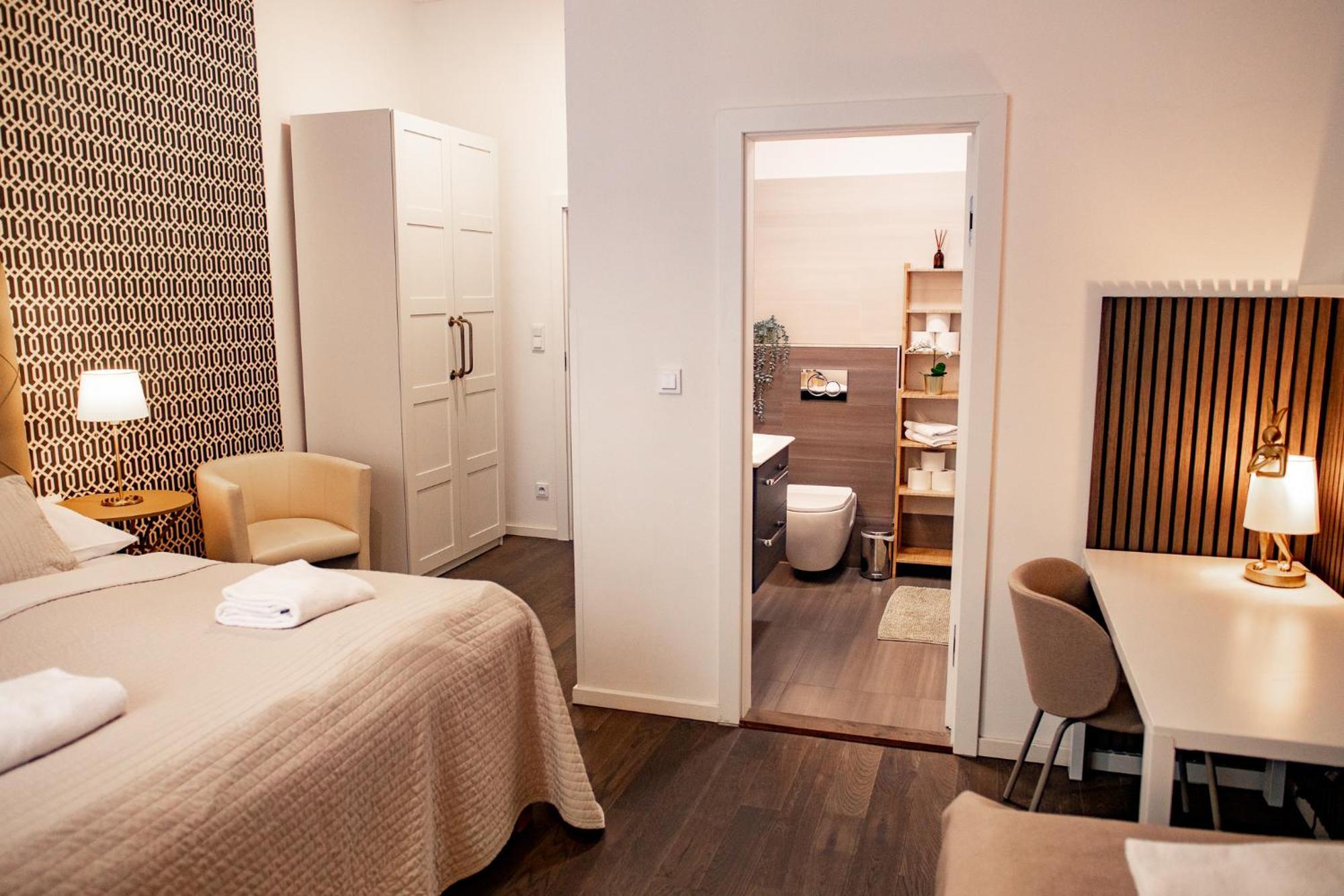 Luxury Modern Designed Oldtown Apartment ปราก ภายนอก รูปภาพ