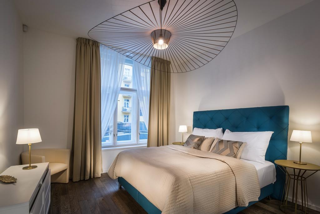 Luxury Modern Designed Oldtown Apartment ปราก ภายนอก รูปภาพ
