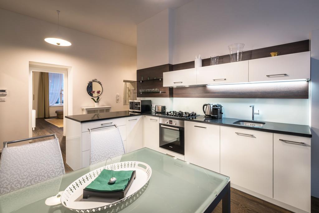 Luxury Modern Designed Oldtown Apartment ปราก ภายนอก รูปภาพ