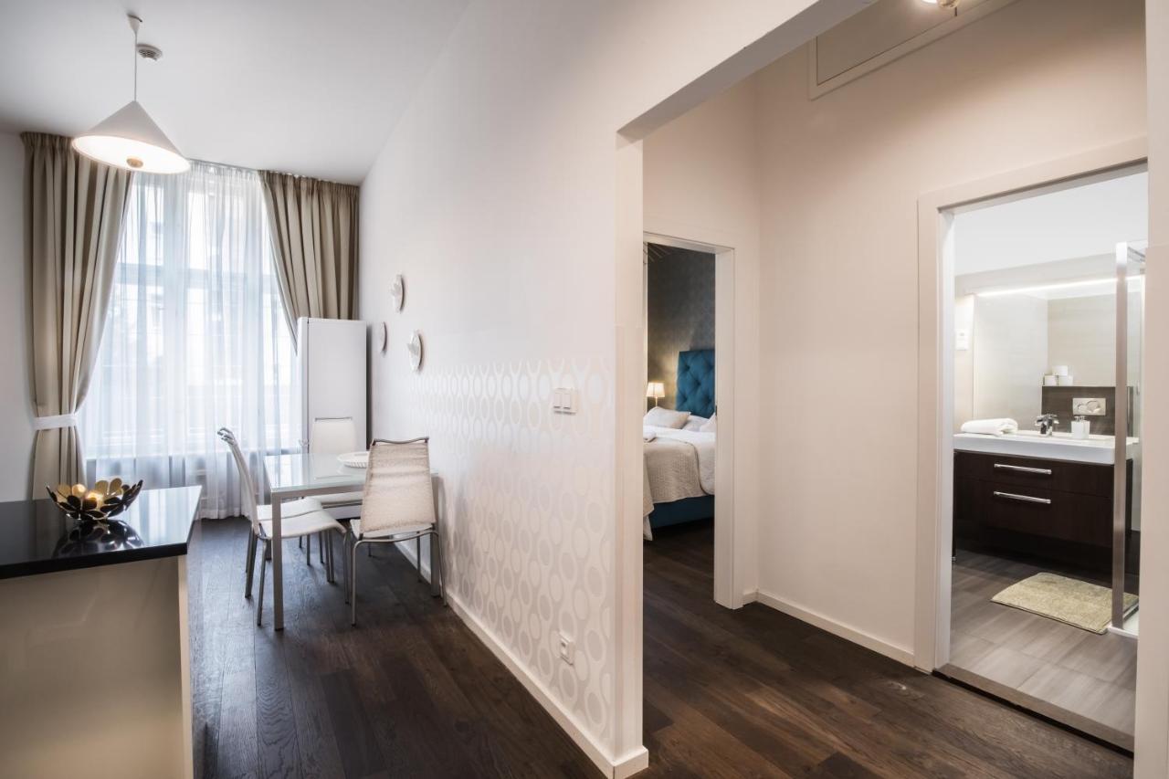 Luxury Modern Designed Oldtown Apartment ปราก ภายนอก รูปภาพ