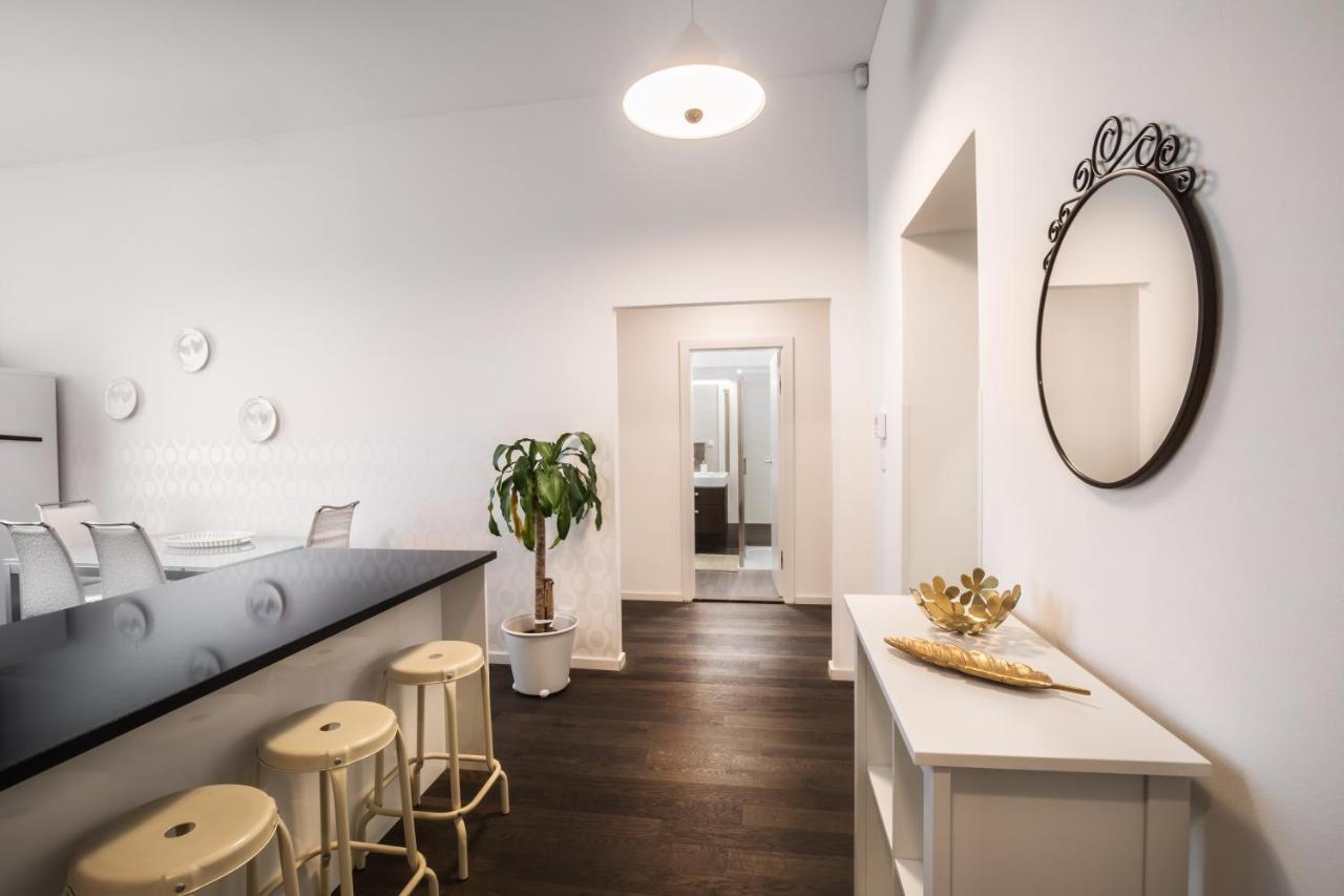 Luxury Modern Designed Oldtown Apartment ปราก ภายนอก รูปภาพ
